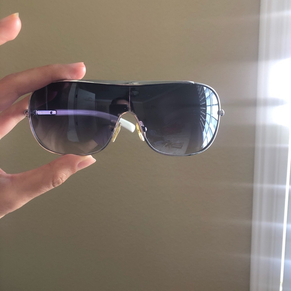 GUESS Vintage 2000’s glasses